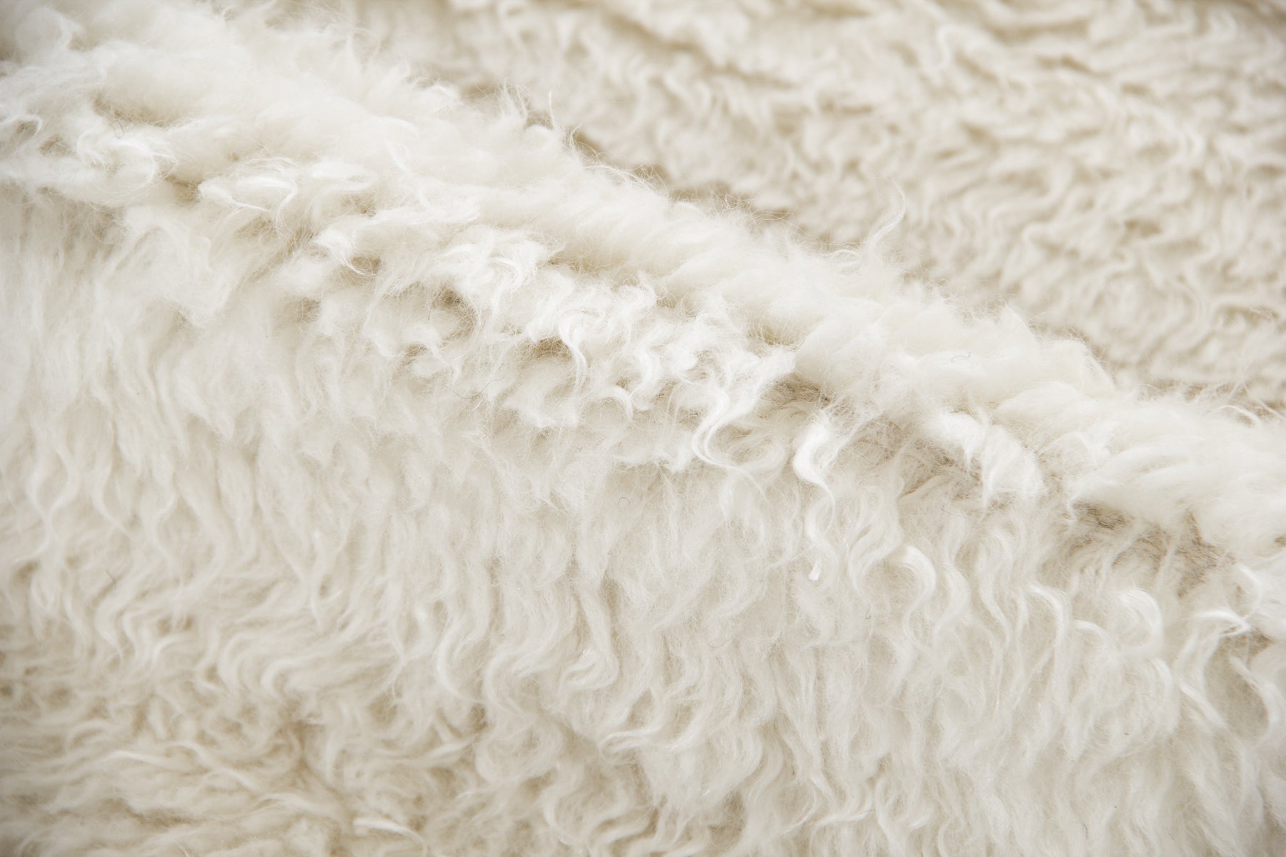 Mohair Shag in Ivory - 9' Wide